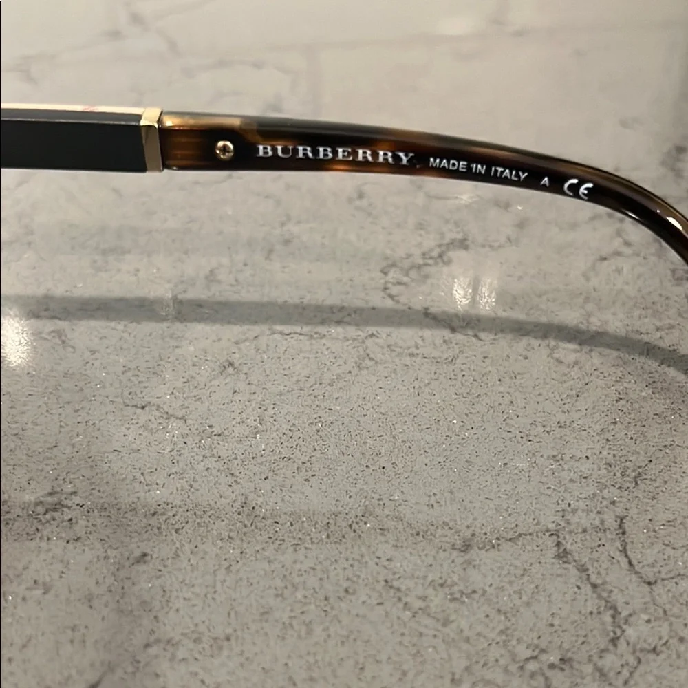 Burberry Gold Aviator Sunglasses - Prescription Lenses - Picture 9 of 12